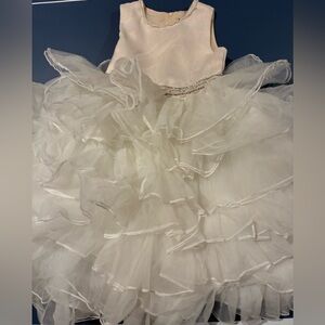 Elegant Champagne White Ruffled Kids Dress 5 NWOT